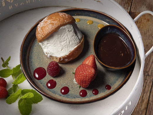 Maritozzo alla Romano